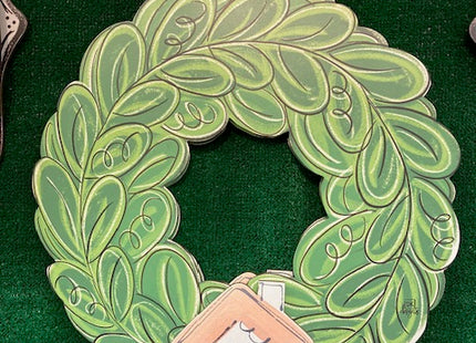 DK WREATH DOOR DECOR